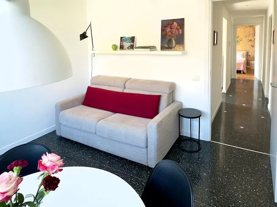 Daire Rosselli Apartment, Lake Como